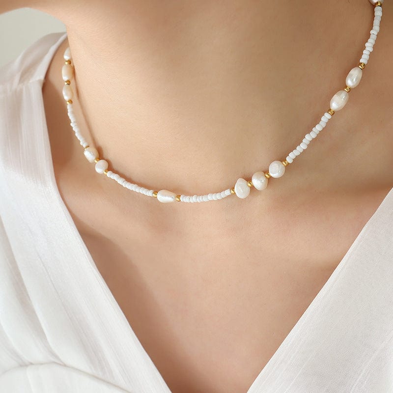 Angel : Collier ras du cou en perle d'eau douce naturelles