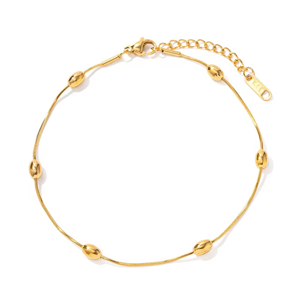 Bracelet de cheville doré perlée – Chaîne fine et perles lisses dorées