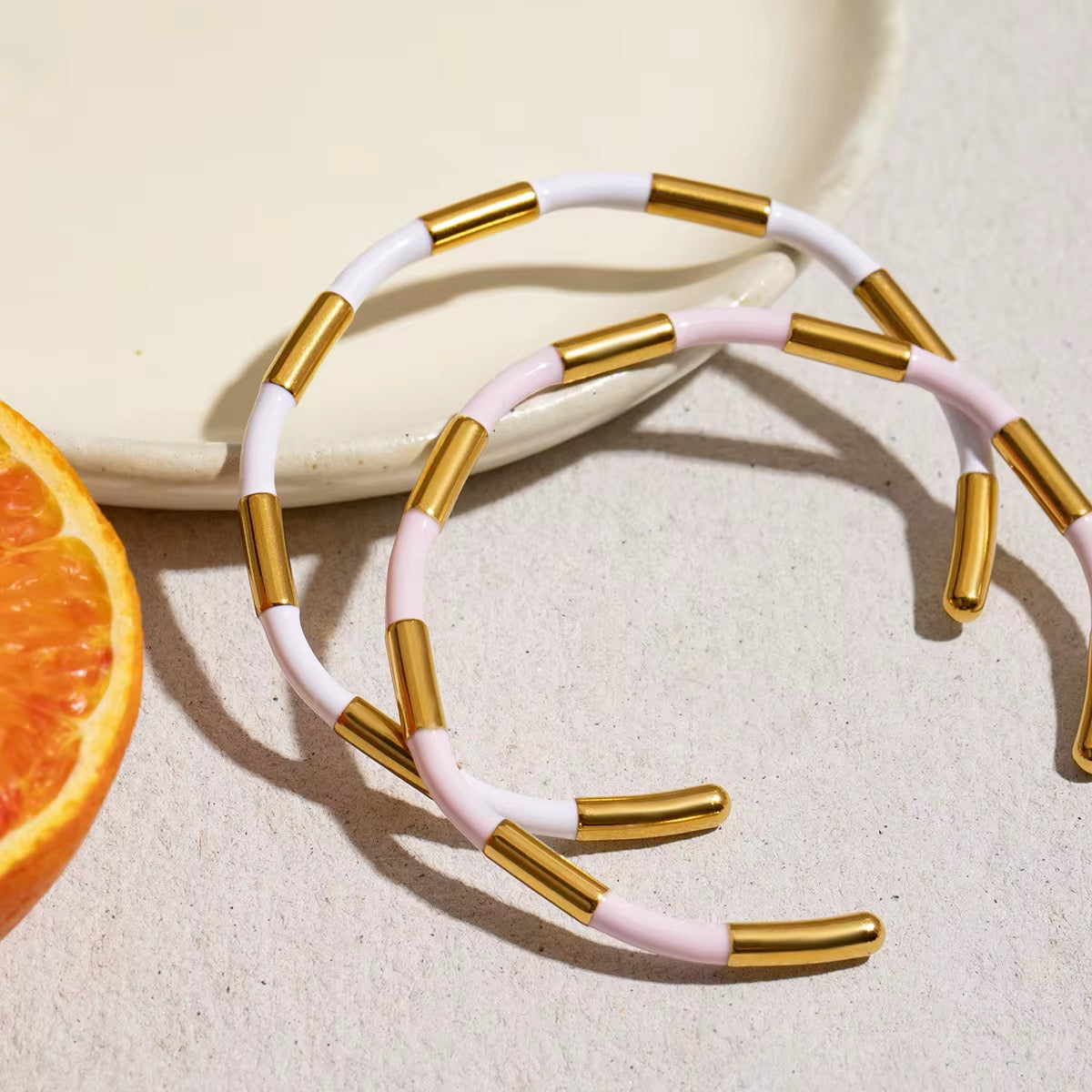 Bracelet jonc Luce – Émail & acier chirurgical trempé à l’or 18K