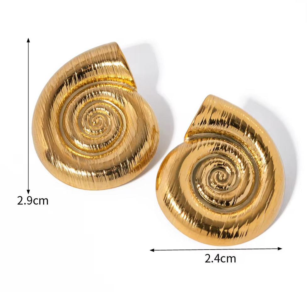 Boucles d’oreilles coquillage dorées ou argentées – Acier inoxydable hypoallergénique, légères & stylées.