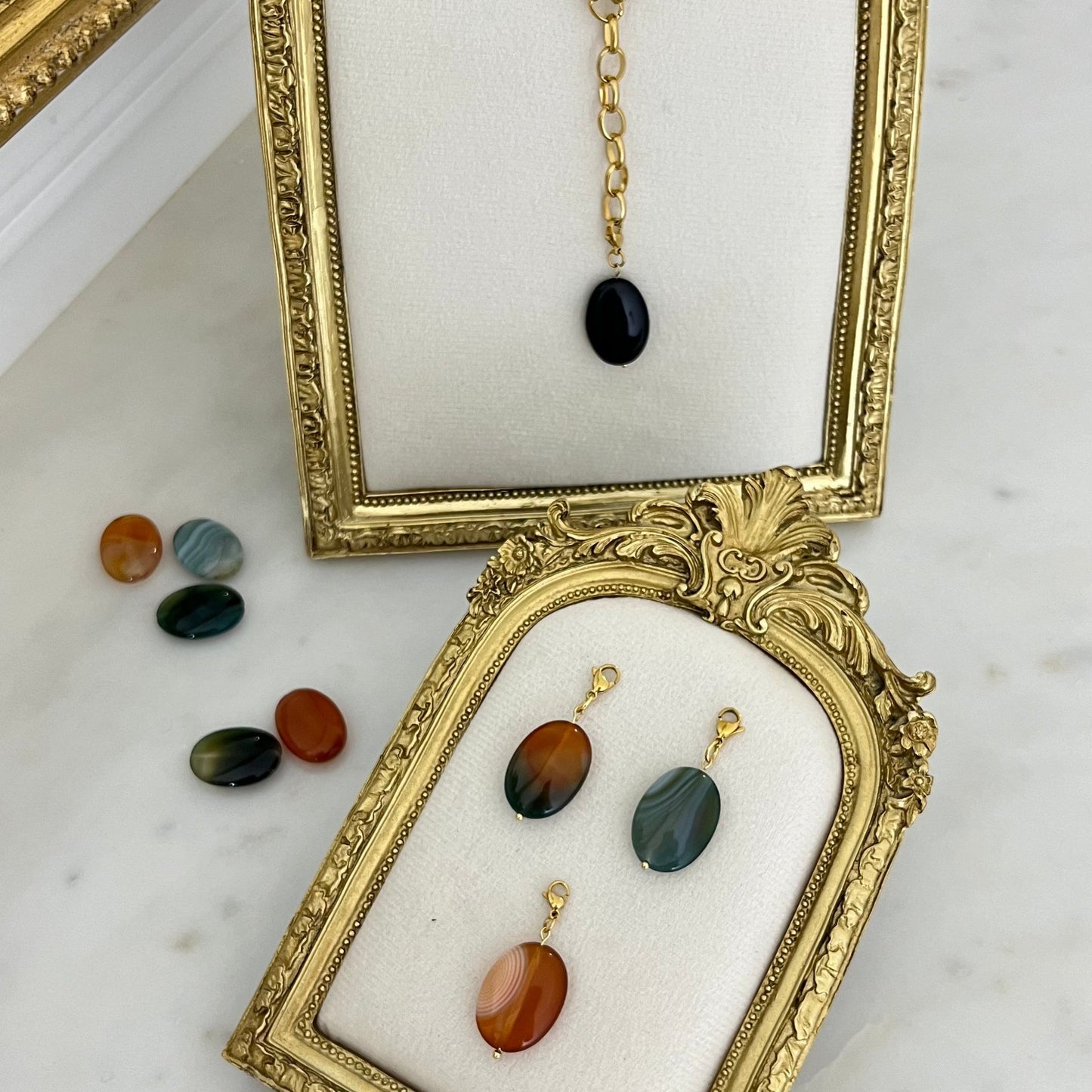 Elys : Collier interchangeableY pendant personnalisé avec de magnifiques pierres "fait main"