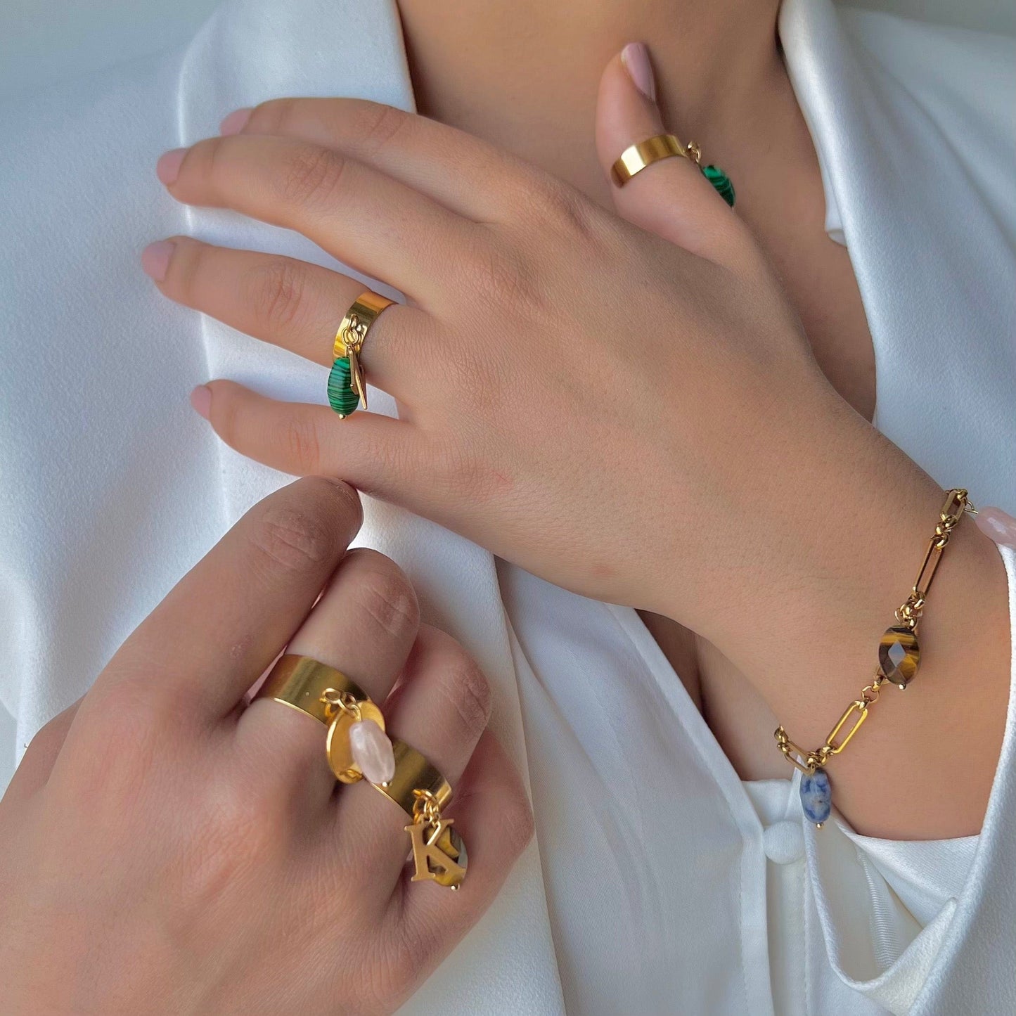 Bague personnalisée avec initiale et pierre naturelle : Bague breloque