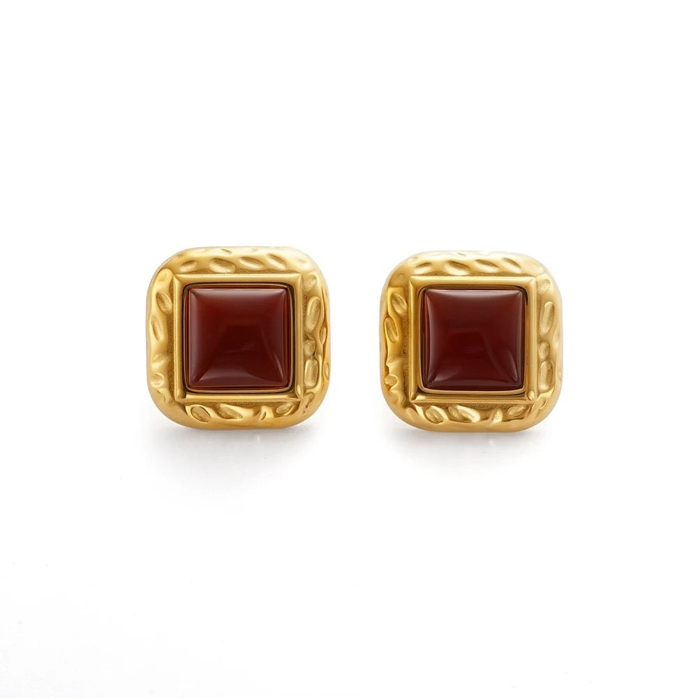 Sophie : Boucles d’oreilles puces style vintage