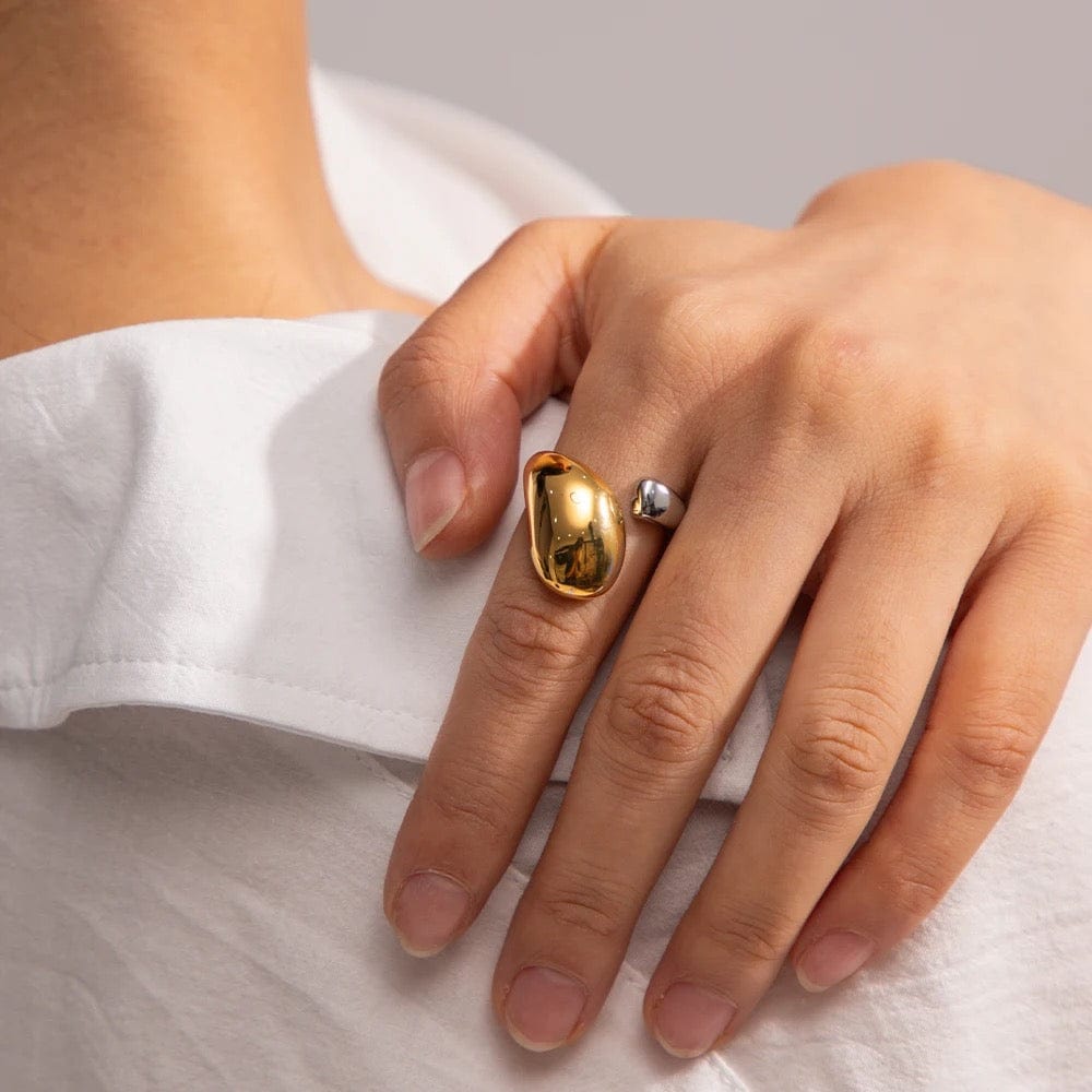 Nadine : Bague unique bicolore, dorée et argentée