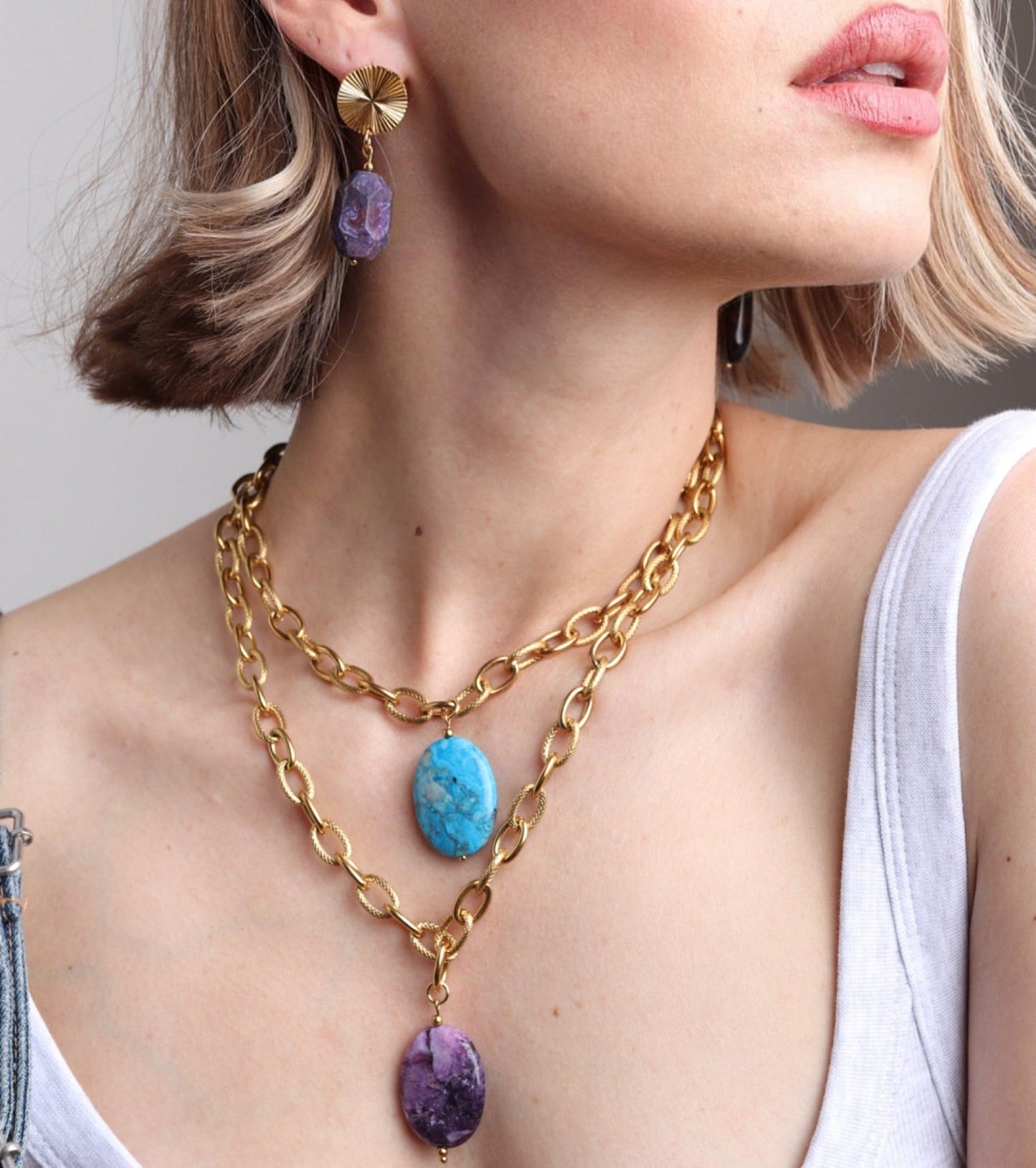 Judith : Collier avec une pierre semi précieuse « Améthyste » L'or Didon