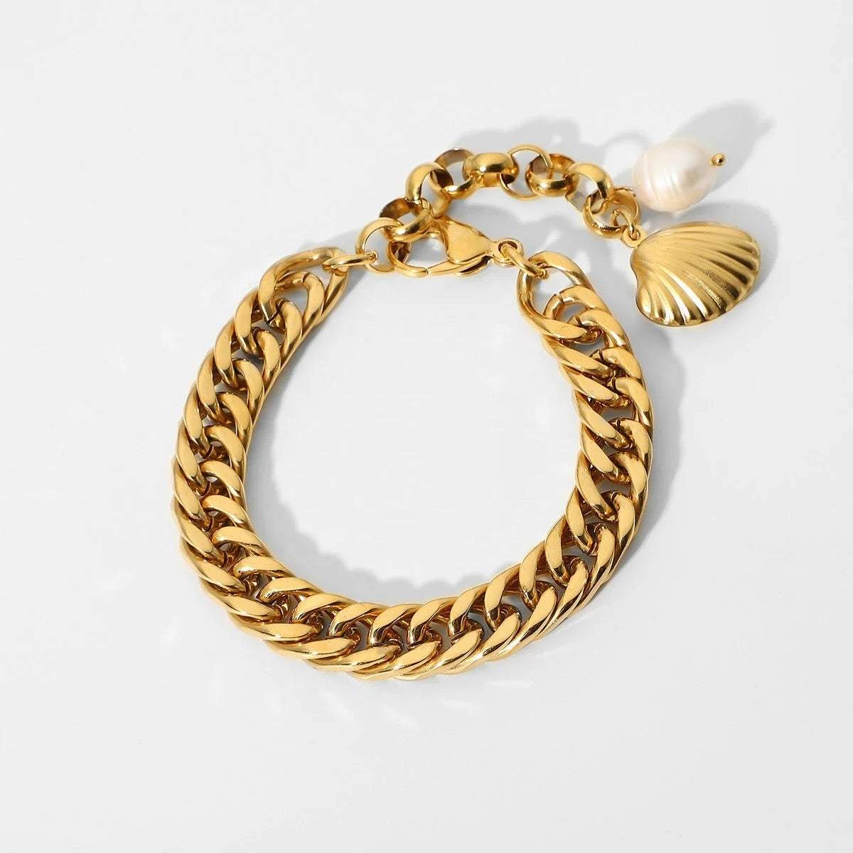 Bracelet Chaîne Cubaine Doré avec Perle d'Eau Douce - Stylé, Waterproof et Ajustable