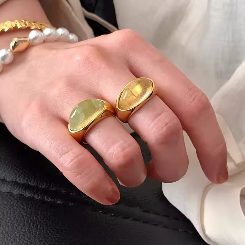 Bague Pierre Verte dorée – Résine & Acier Inoxydable