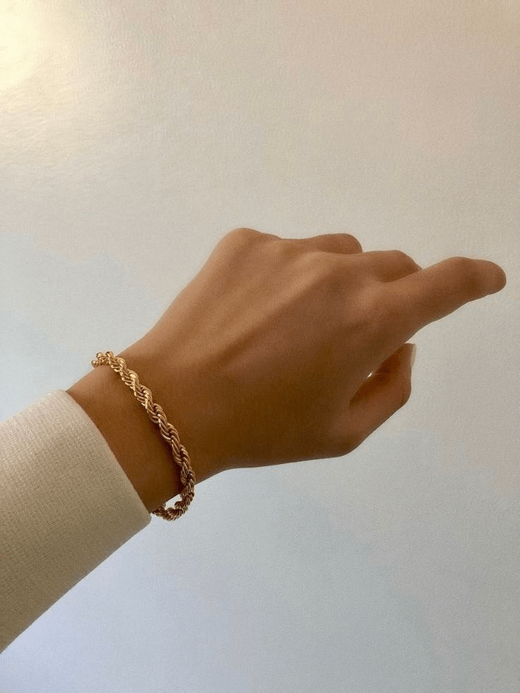 Rihanna : Bracelet