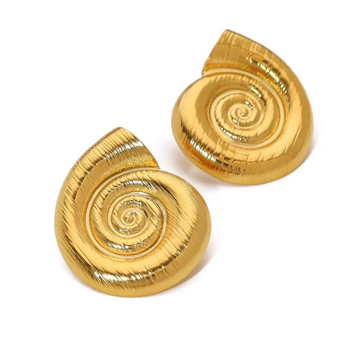 Boucles d’oreilles coquillage dorées ou argentées – Acier inoxydable hypoallergénique, légères & stylées.