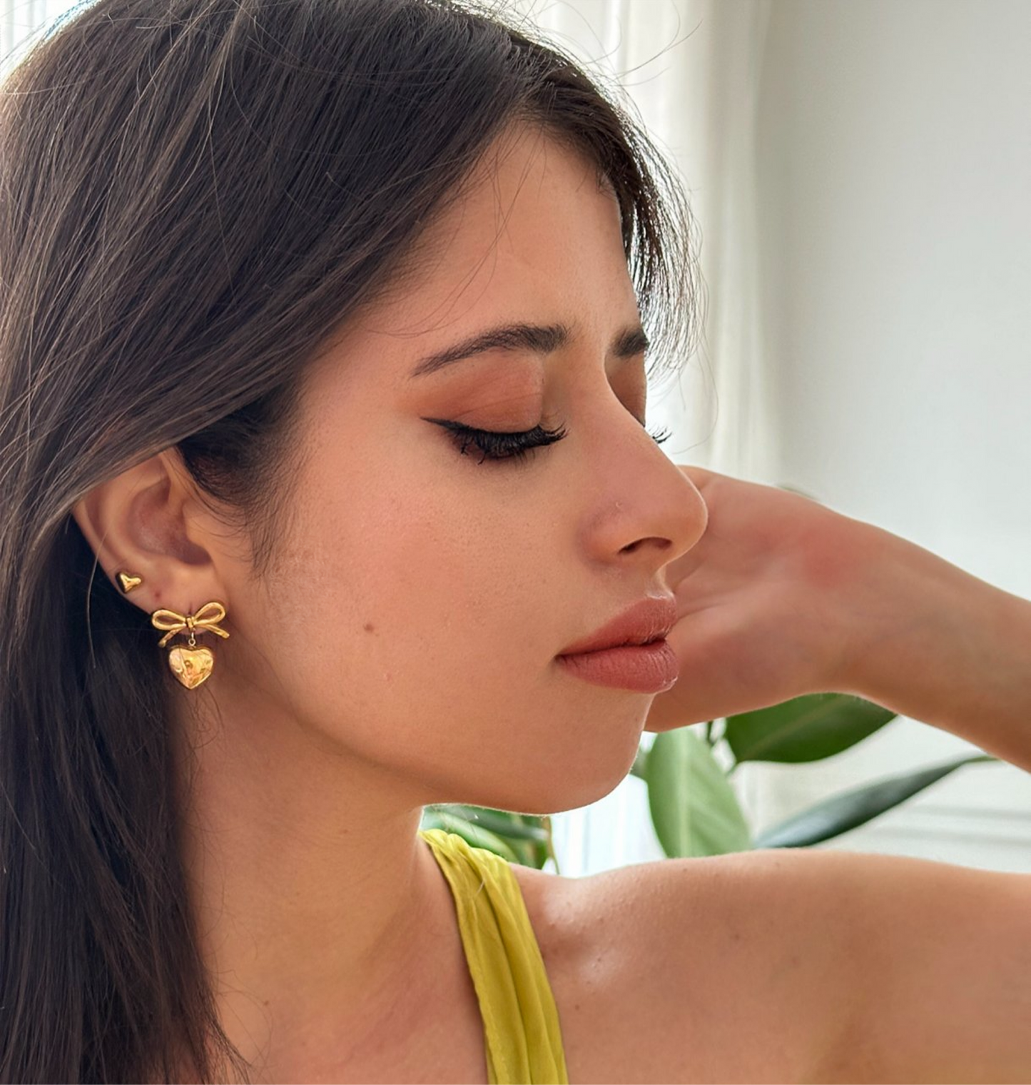 Émilie : Boucles d’oreilles puce petits coeurs