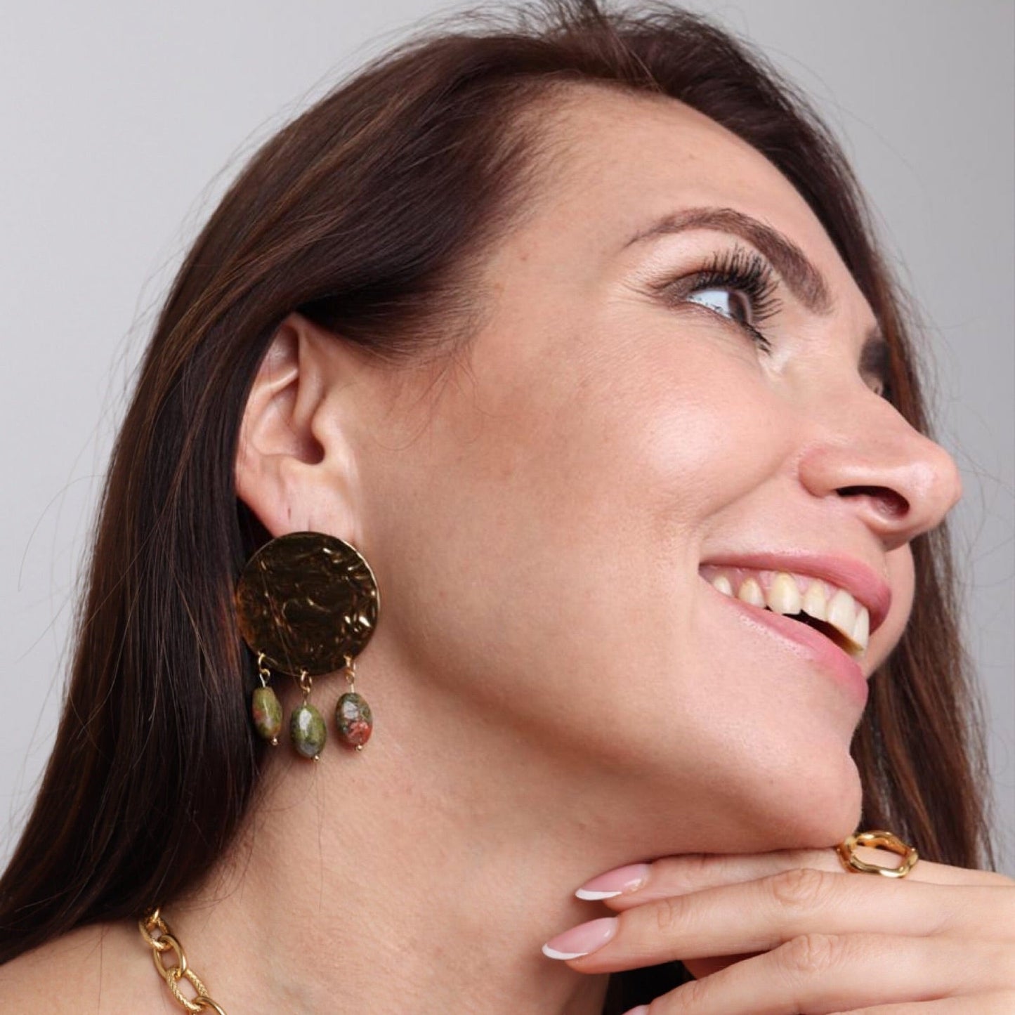 Gaïa : Boucles d'oreilles sublimées de trois pierres naturelles d'Unakite L'or Didon