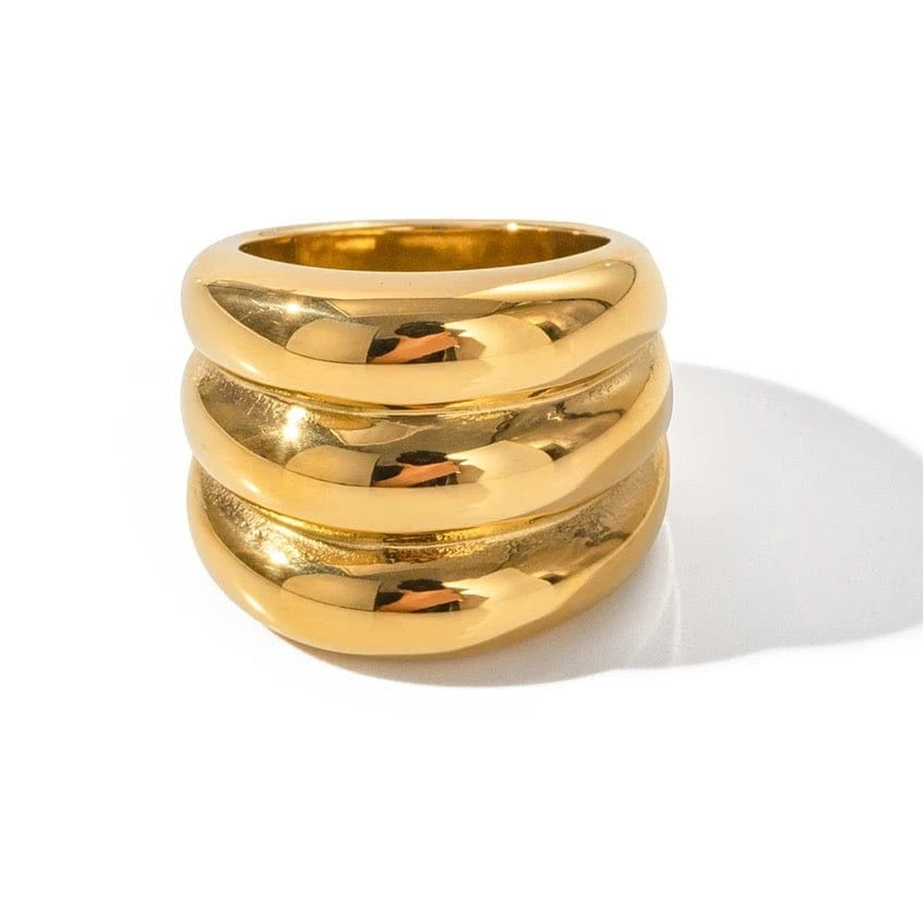 Bague courbée dorée trois anneaux