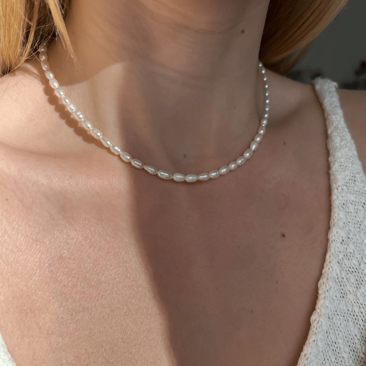 Lady D : collier choker en perles naturelles