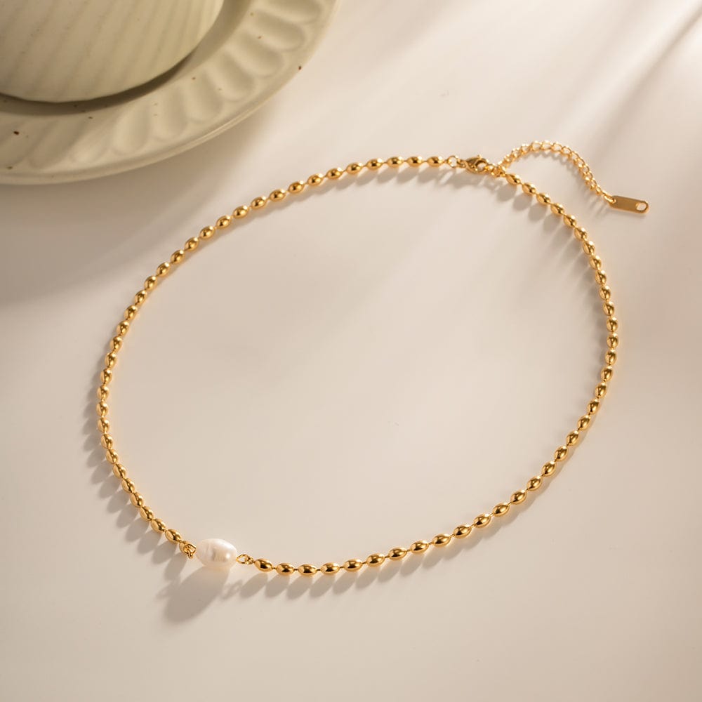 collier avec pendentif perle blanche