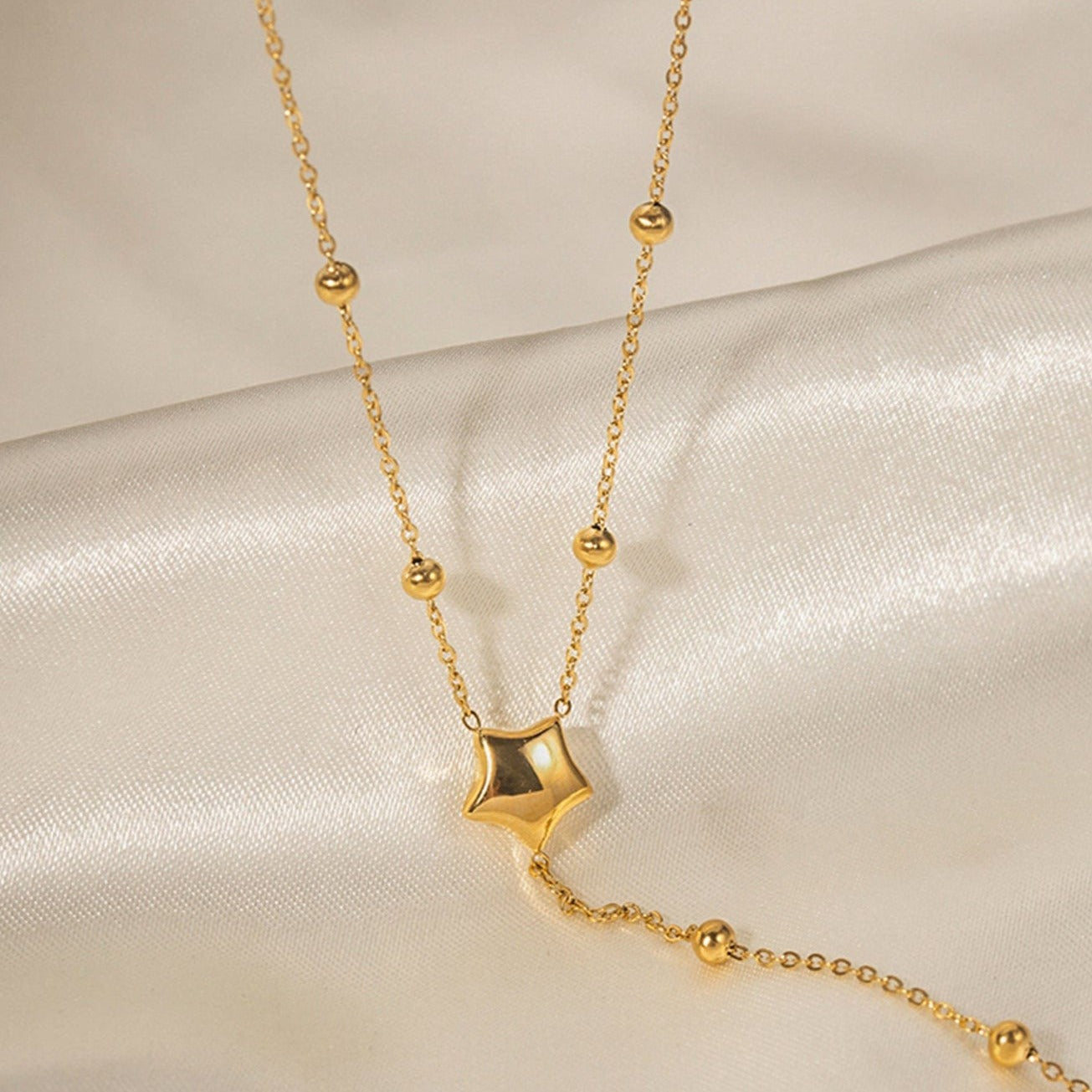 Astre : Collier pendant Rivière forme Y