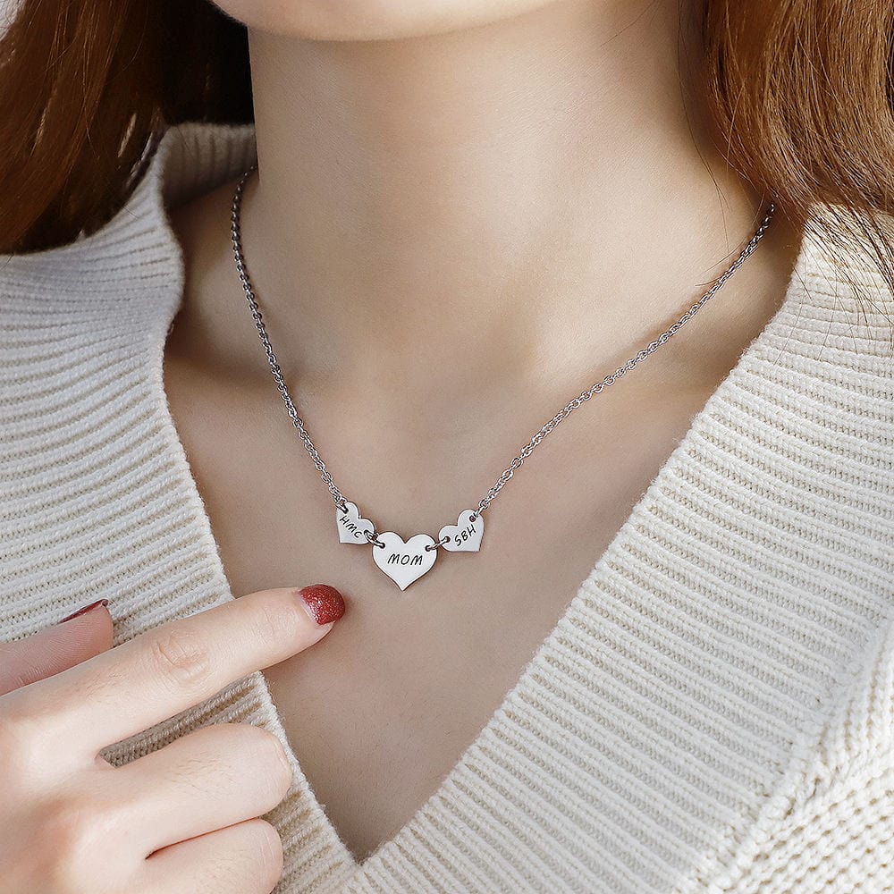 Trois cœurs entrelacés collier personnalisé avec gravure trois prénom