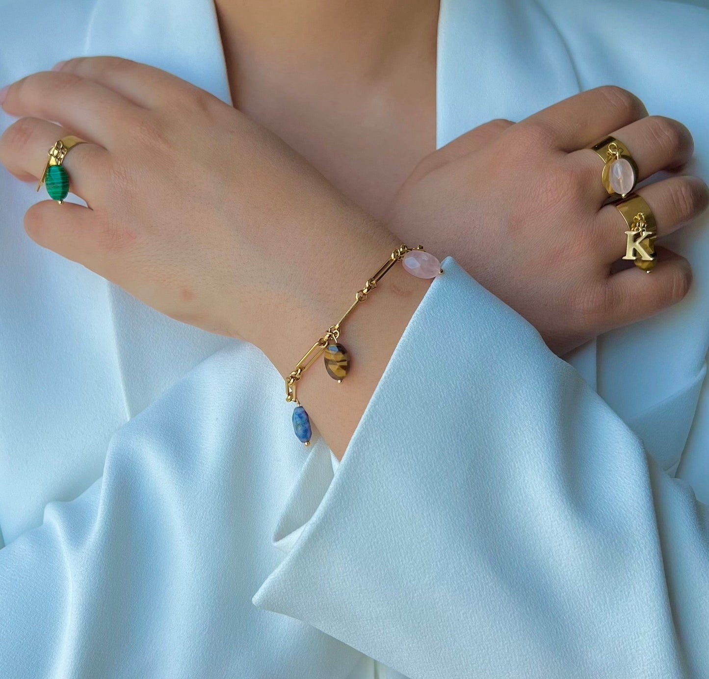 Bague personnalisée avec initiale et pierre naturelle : Bague breloque