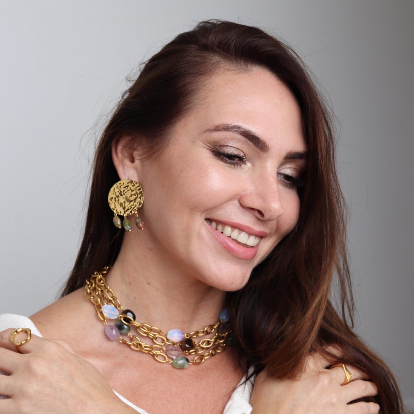 Orchidée : Collier avec quatre pierres naturelles d’Améthyste