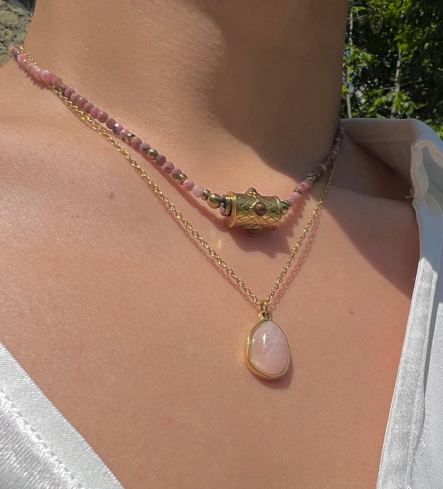 Neptune : Collier fin orné de veritable pierre naturelle L'or Didon