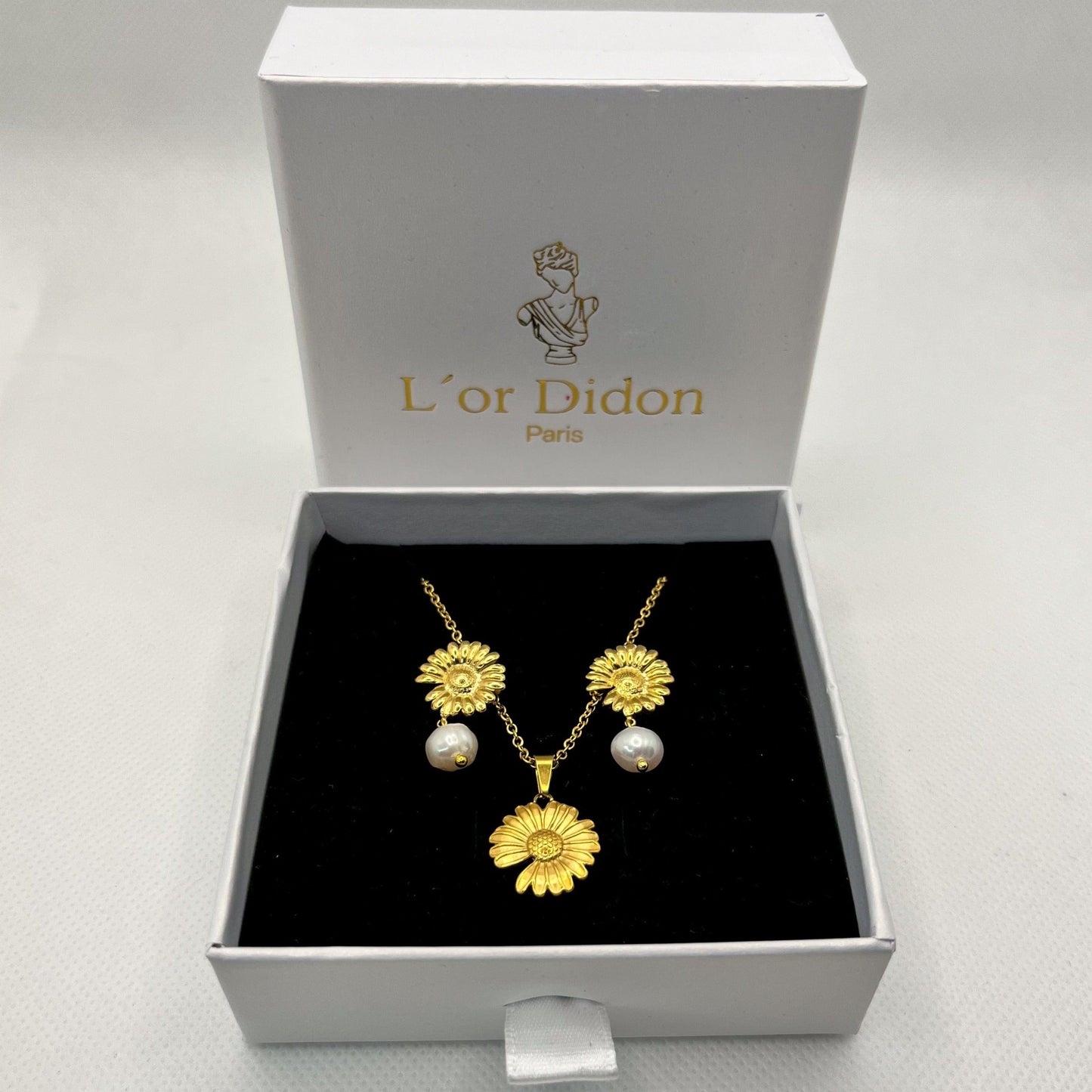 Coffret Orchidée : Collier et boucles d'oreilles
