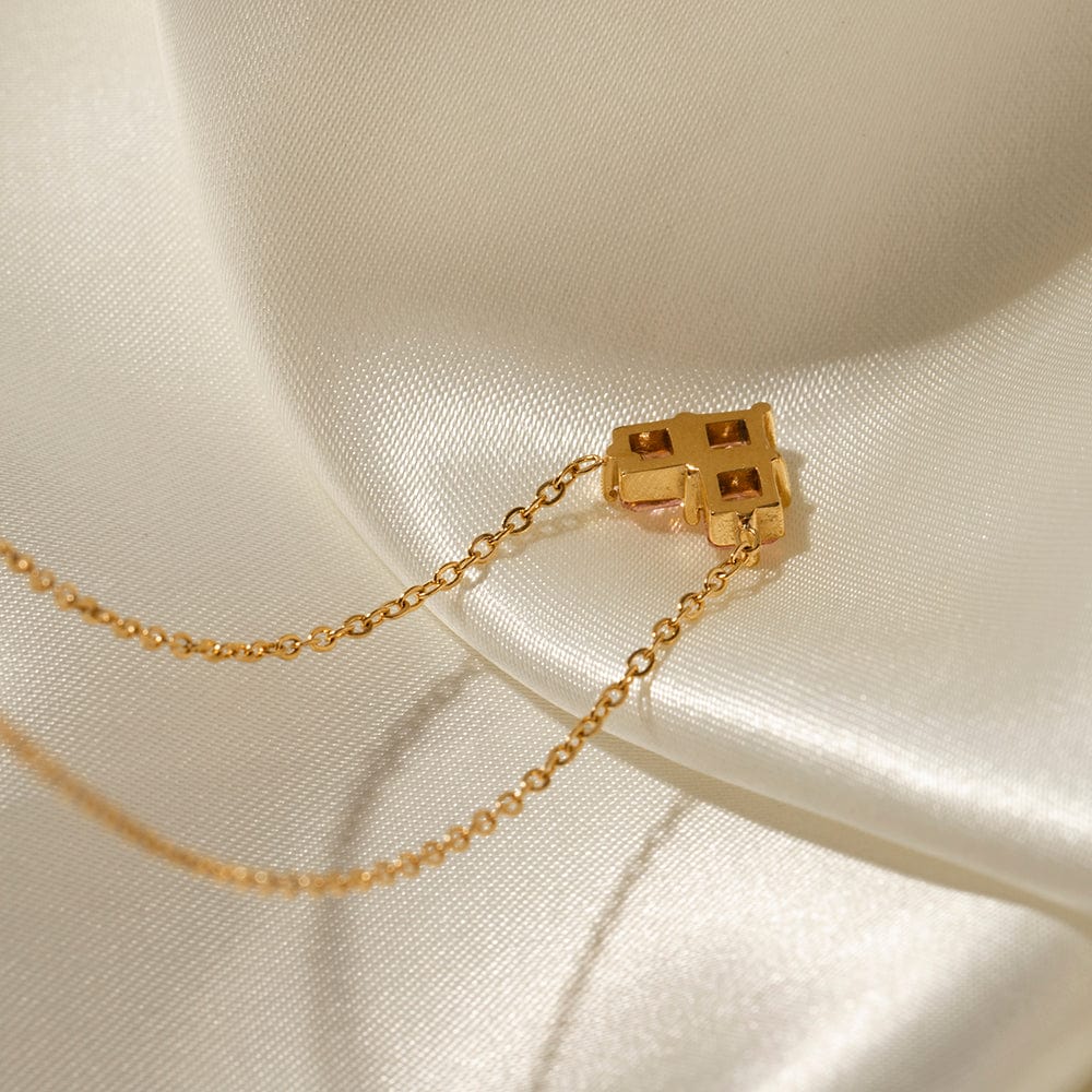 AMORE : Collier