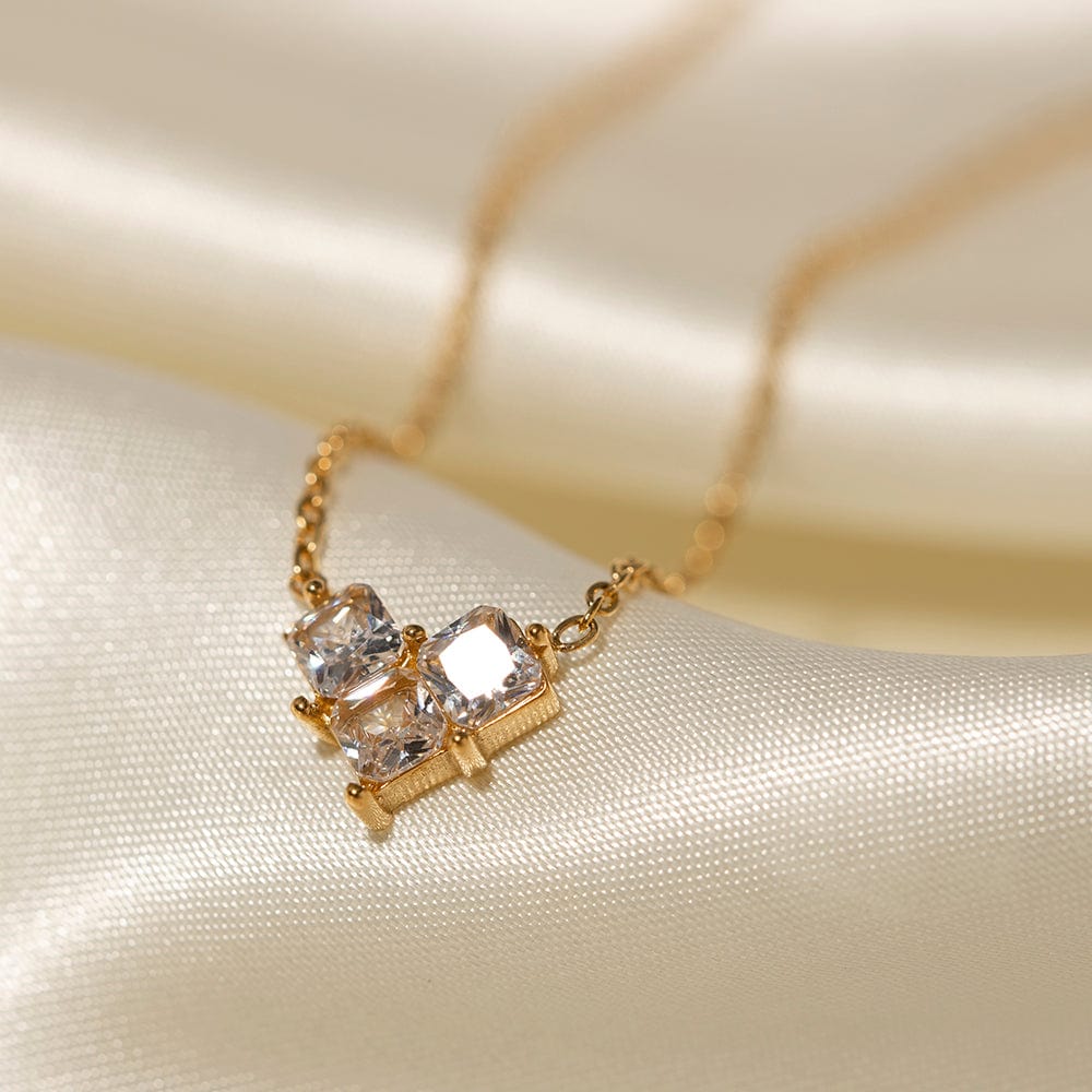 AMORE : Collier