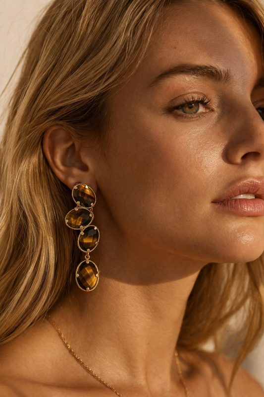 Boucles d’oreilles pendantes pierres naturelles œil de tigre dorées