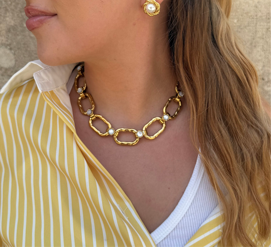 Collier gros maillons dorés & pierres de lune : Maïwenn
