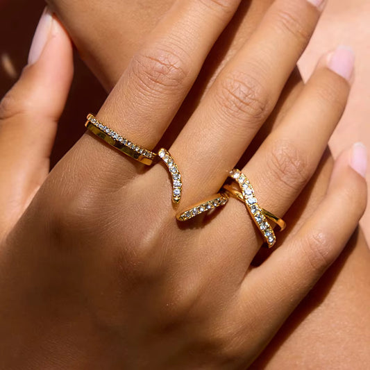 Bague en V sertie de zircons – acier inoxydable doré 18K