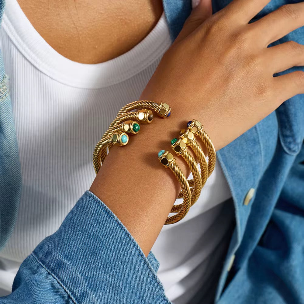 Juliette : Jonc Doré Ajustable avec Cabochons de Pierres Naturelles L'or Didon