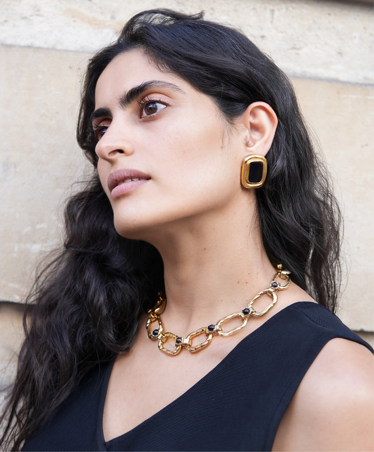 Collier gros maillons dorés & pierres de lune : Maïwenn