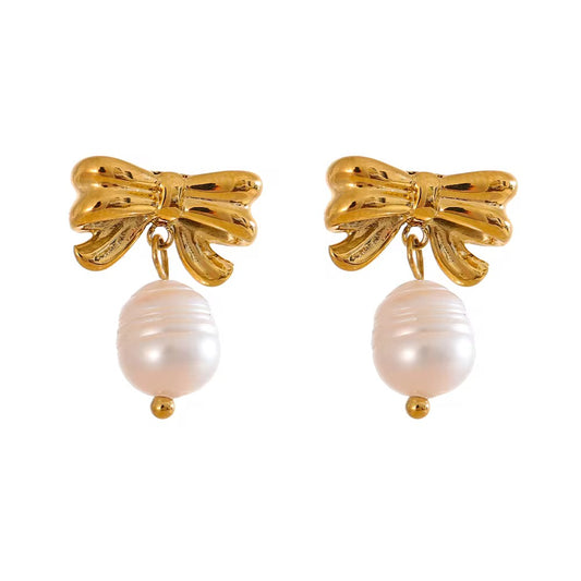 Boucles d’oreilles dorées nœud & perle naturelle | Élégantes et raffinées