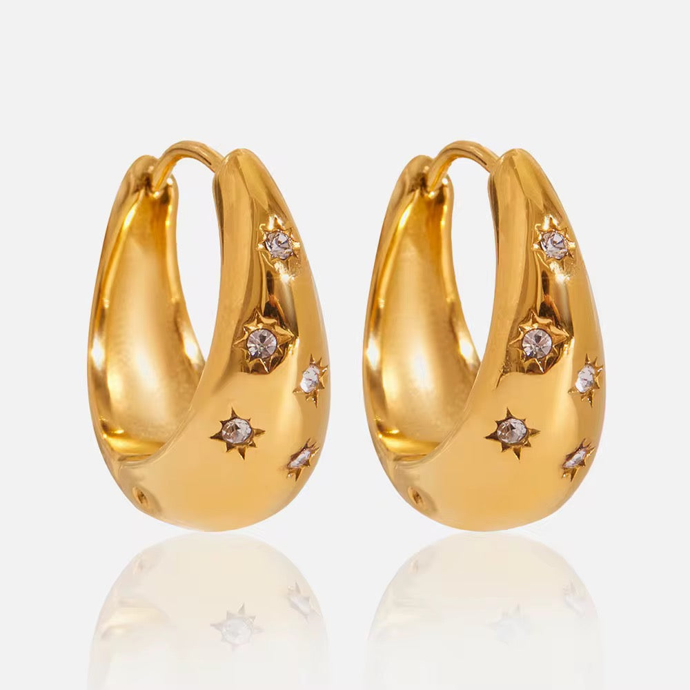 Boucles d’oreilles créoles dorées plaqué or 18K – Élégance & confort au quotidien