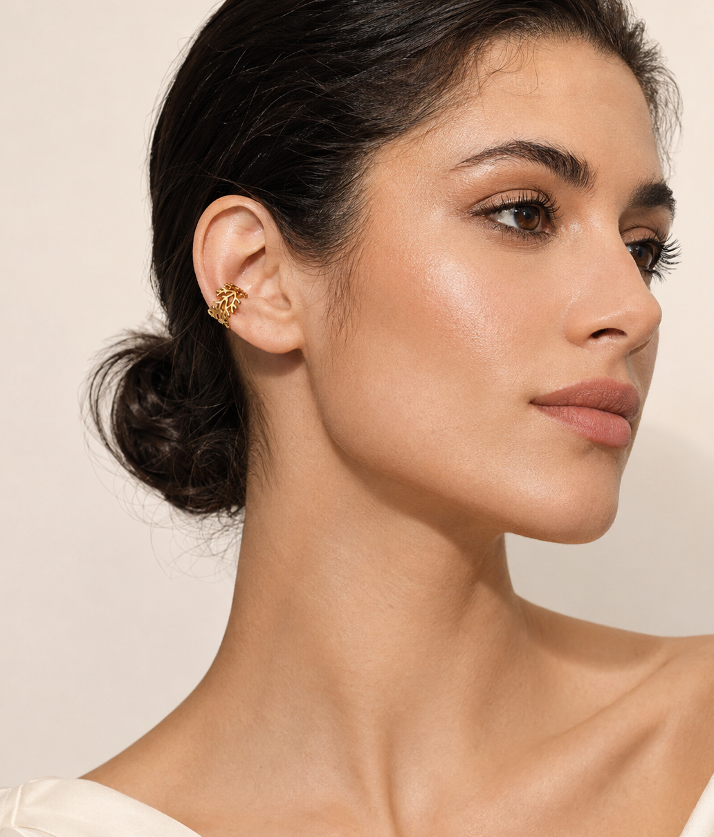 Bijou d’oreille corail pour le cartilage sans perçage  