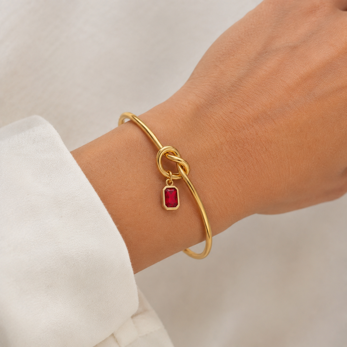 Personalized Birthstone Bracelet – 18K Gold Stainless Steel Bangle