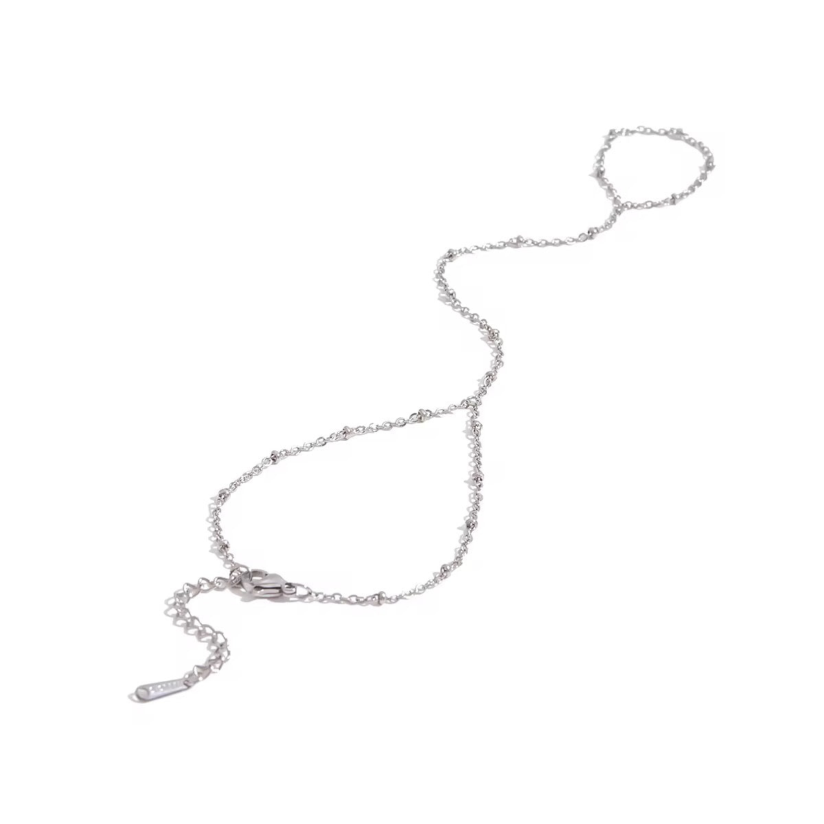 Bracelet de main chaîne perlée – bijou de main minimaliste élégant