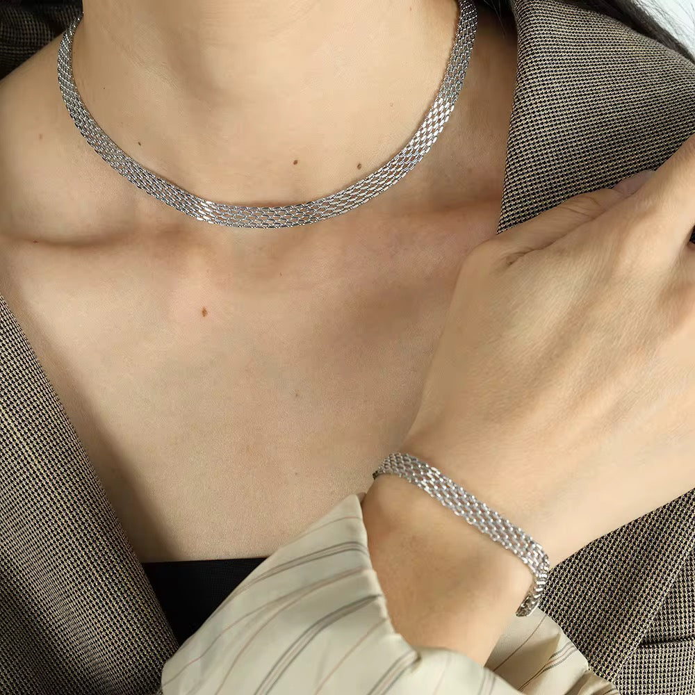 Collier Ashley chaîne plate facettée en acier chirurgical – Doré ou argenté L'or Didon