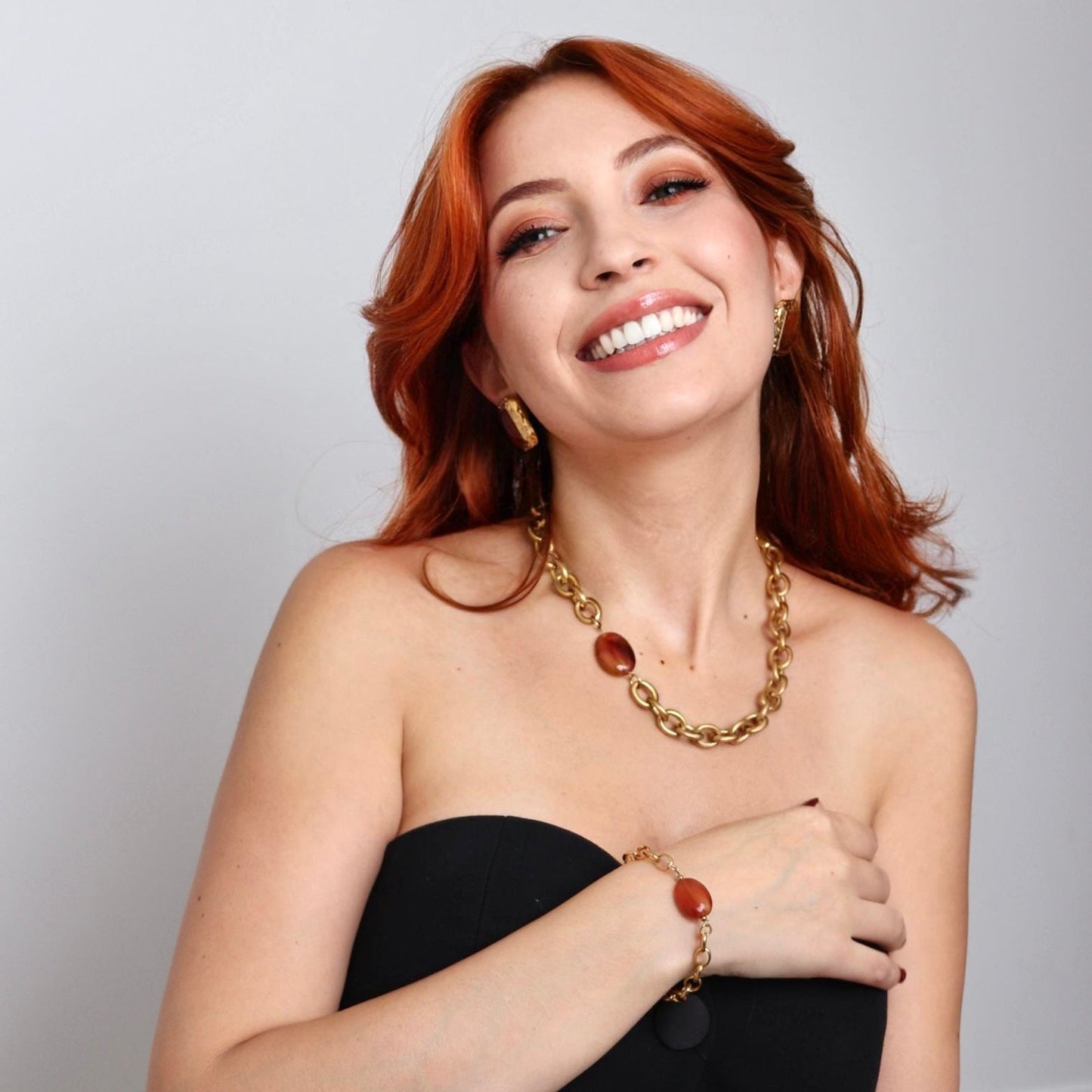 Collier choker interchangeable personnalisé avec ta pierre naturelle préférée : 25 pierres fines naturelles 











                                                                  Inspiration collier loulou kitchen