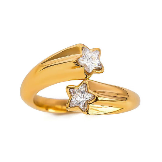 Stars : Bague dorée ornée de deux étoiles en pierres de zirconium