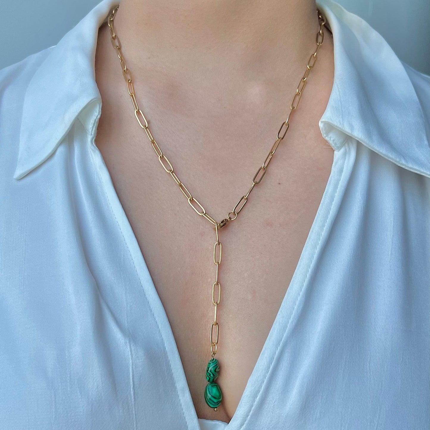 Cascade : Collier pendant, personnalisé avec de veritable pierres