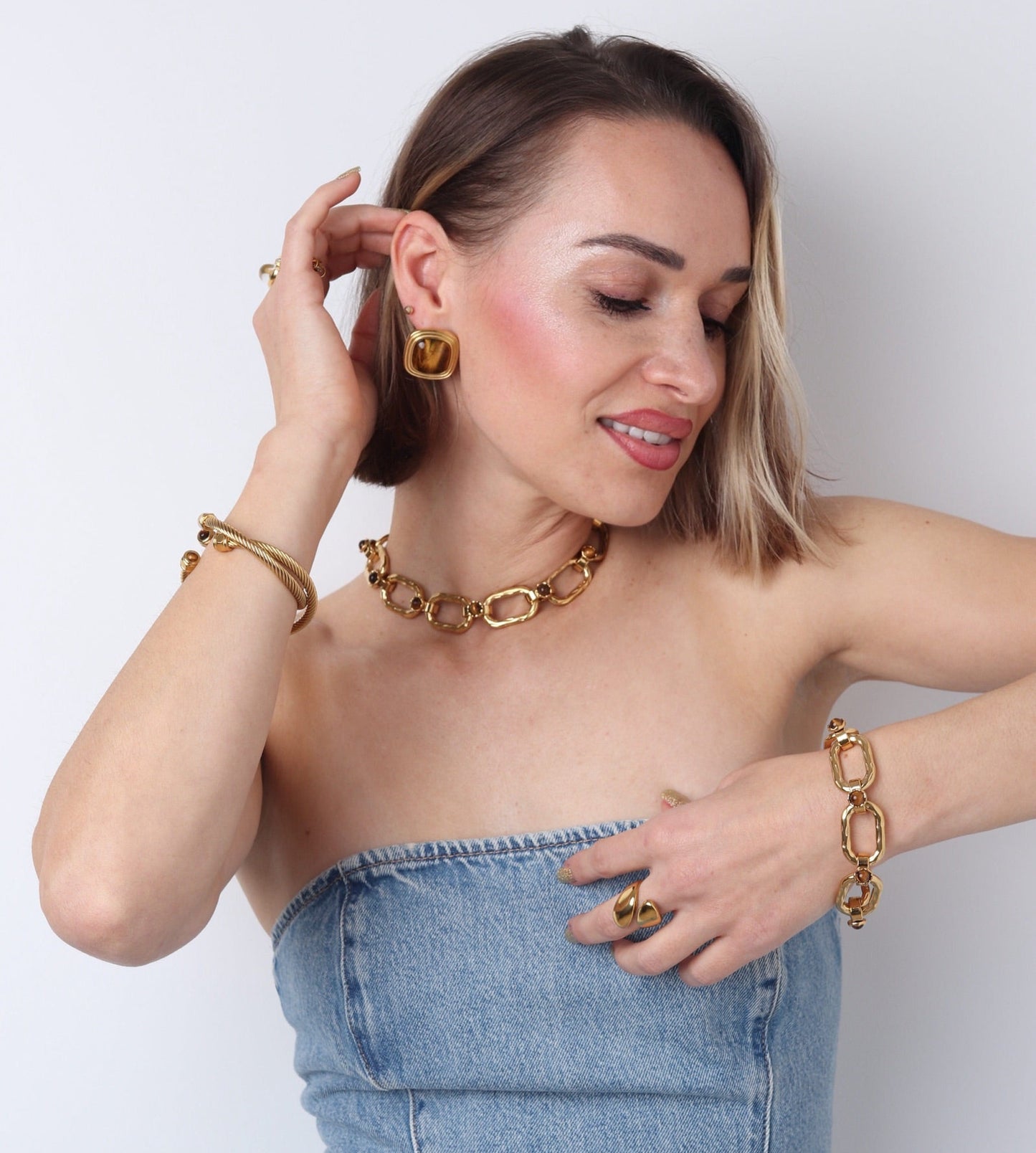 Collier gros maillons dorés ornés de pierres semi précieuses : Maïwenn