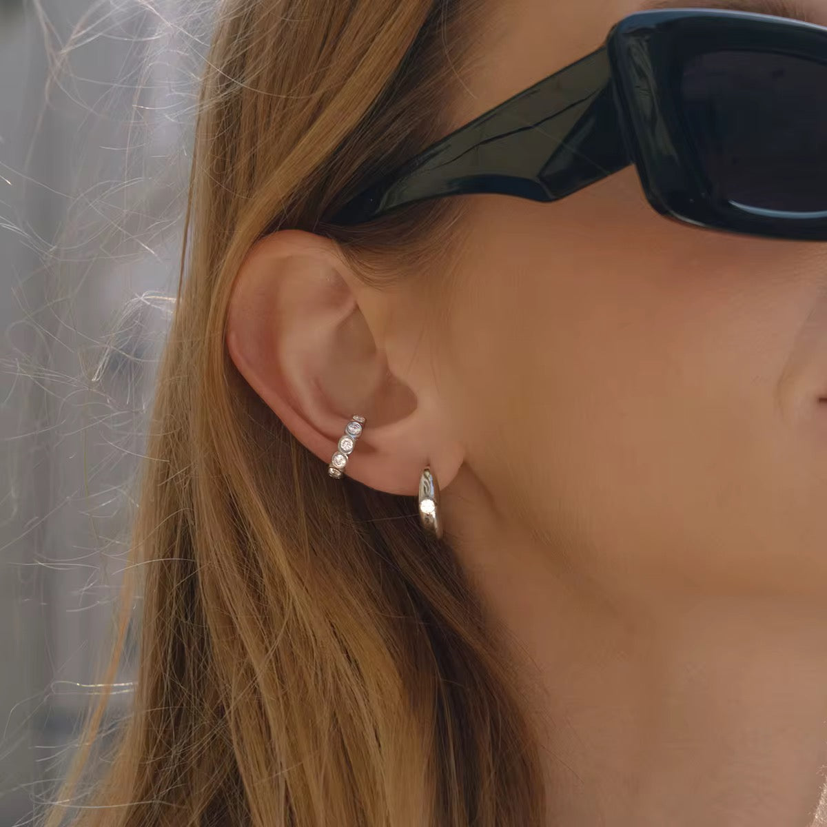 Ear cuff ornés de Pierre’s de zirconium : waterproof L'or Didon
