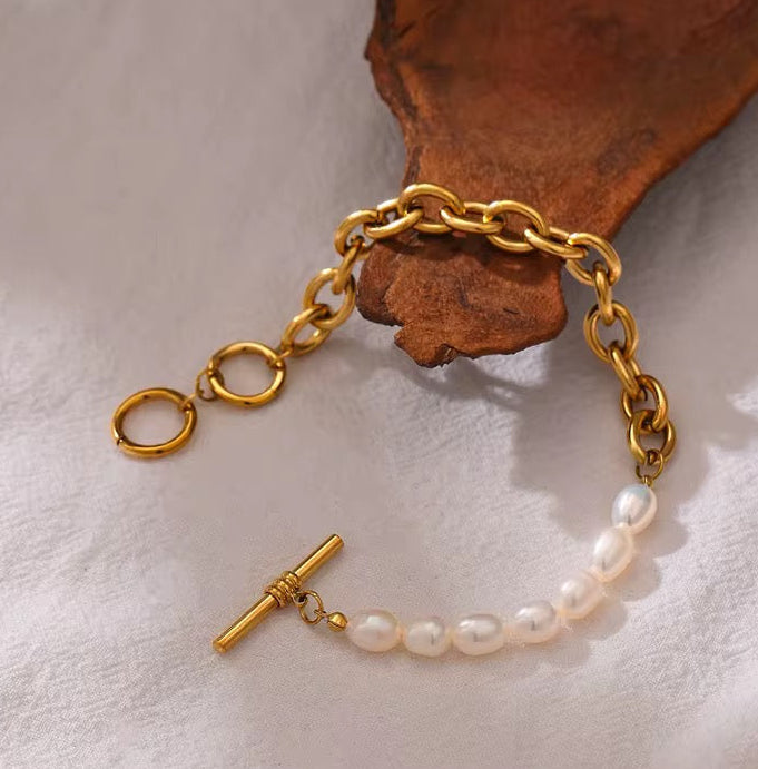 Bracelet en perles naturelles et chaine dore L'or Didon