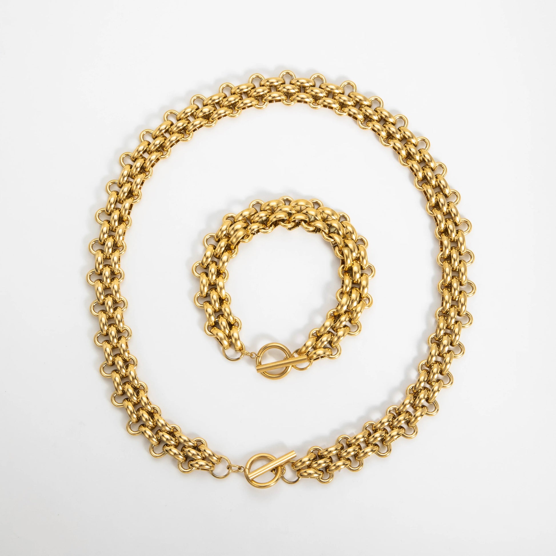 Bracelet et collier maille épaisse dorés assortis