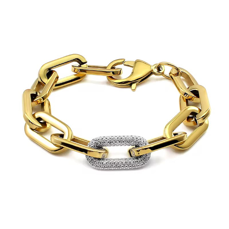 Bracelet grosse maille doré avec fermoir pavé argenté élégant