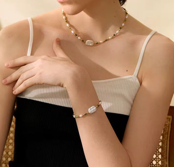 Collier en perles et pierres naturelles acier inoxydable L'or Didon