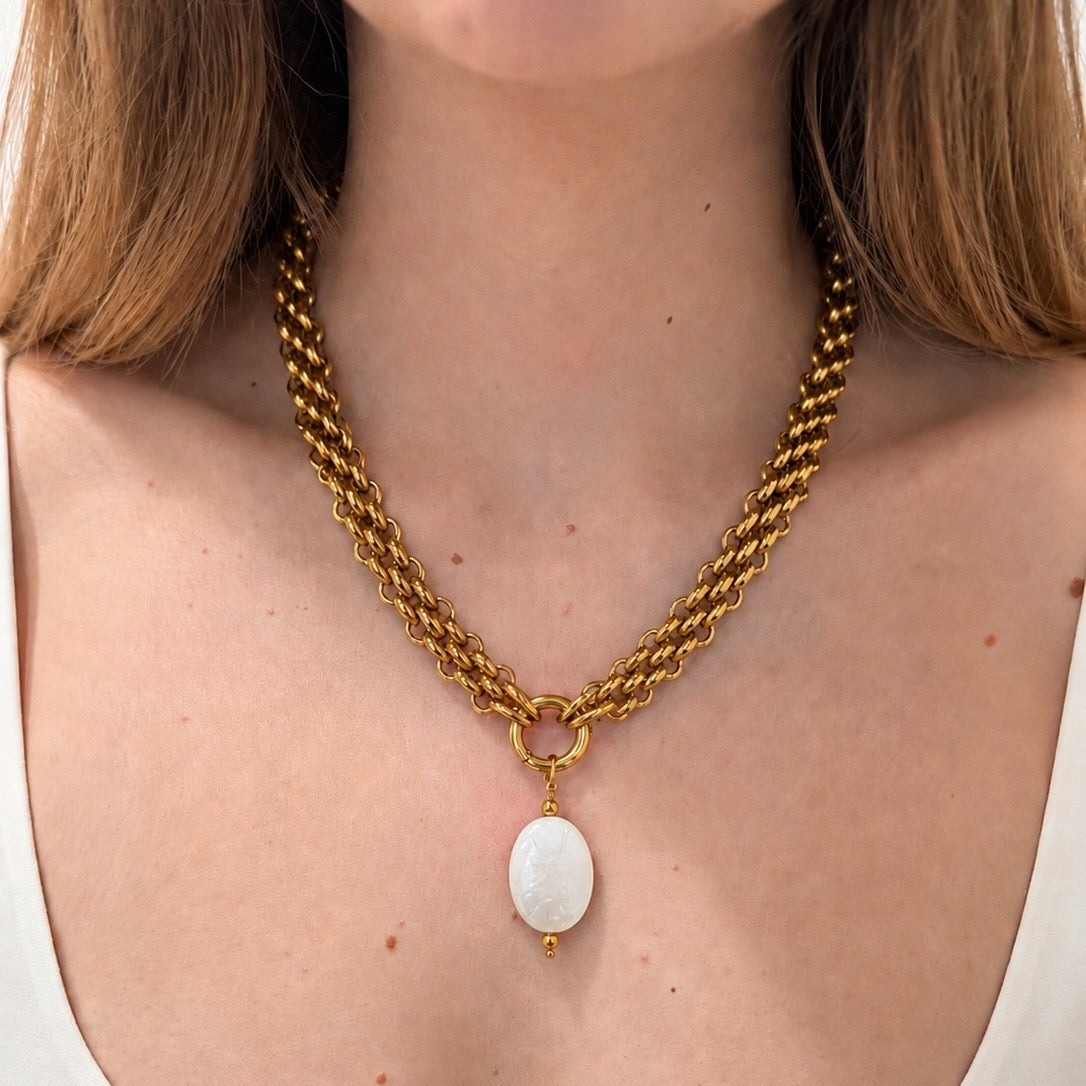 Collier interchangeable doré avec pierre blanche naturelle