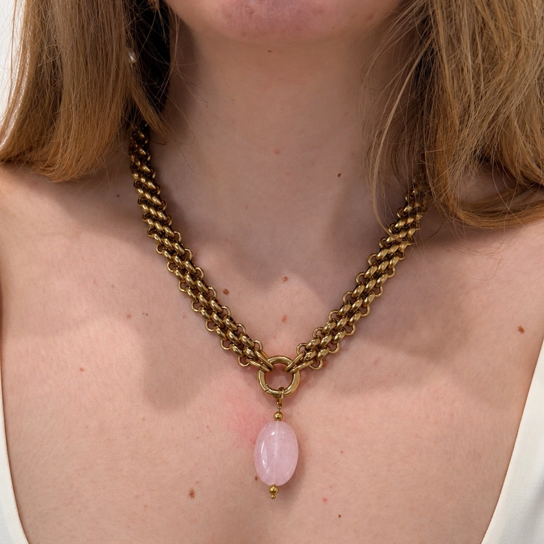Collier femme doré avec pierre quartz rose naturelle